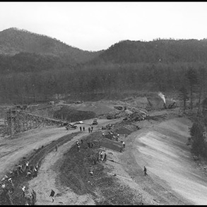 building the dam at Douthat