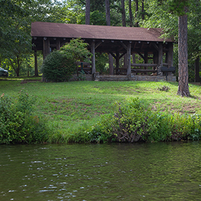 Picnic Shelter at Holliday Lake